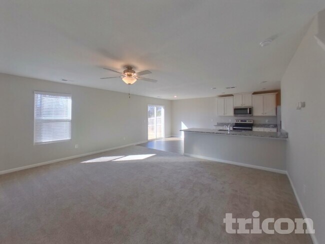 Photo - 2118 Southlea Dr