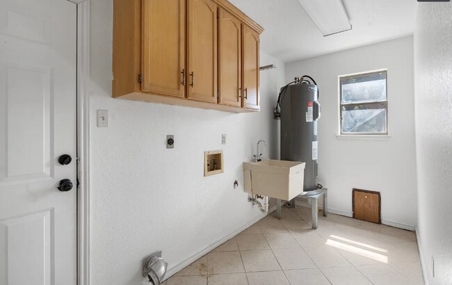 Photo - 1800 Mountain View Ct