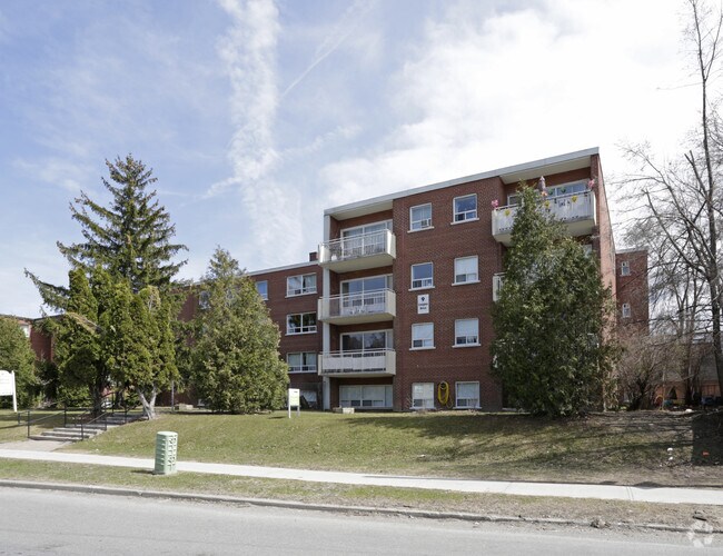 Photo - 9 Craigton Dr