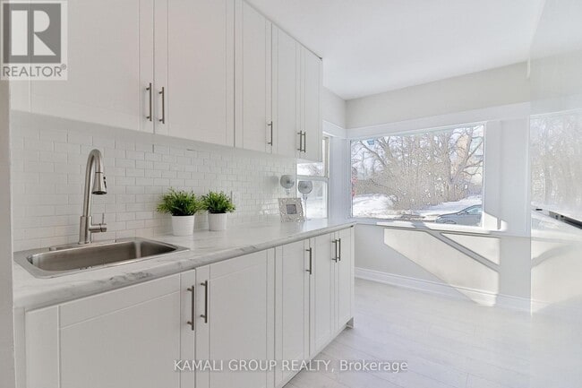 Photo - 93 McMillan Dr