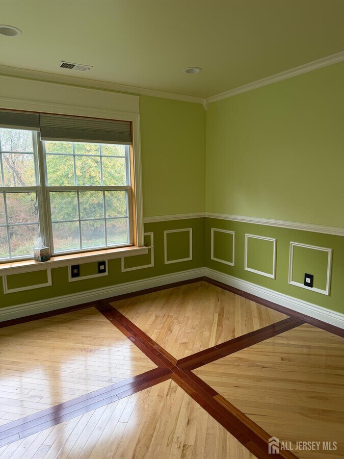 Photo - 176 Nebula Rd