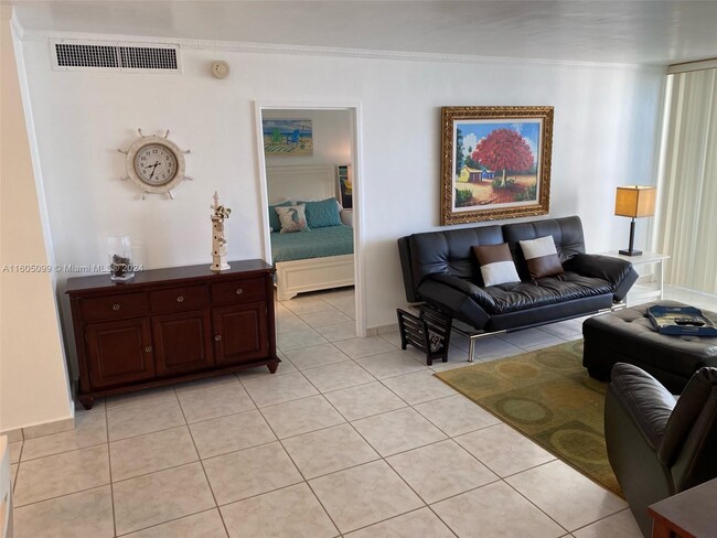 Photo - 5151 Collins Ave Apartment Unit 728