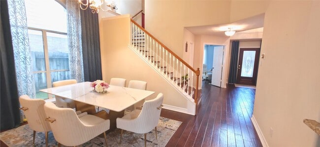Photo - 16419 Red Crest Dr