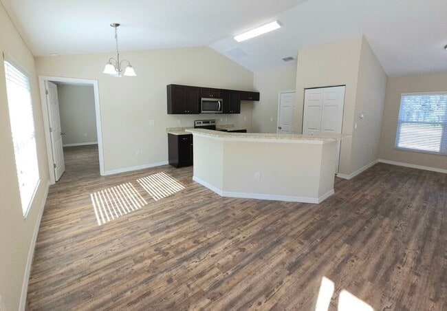 Photo - 60 Bahia Court Track