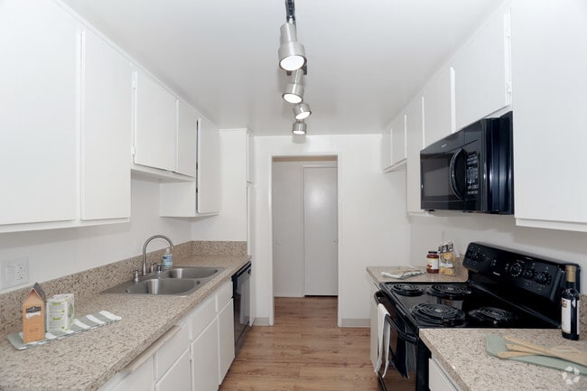 Palos Verdes Peninsula Apartments For Rent Rolling Hills Estates Ca Forrent Com