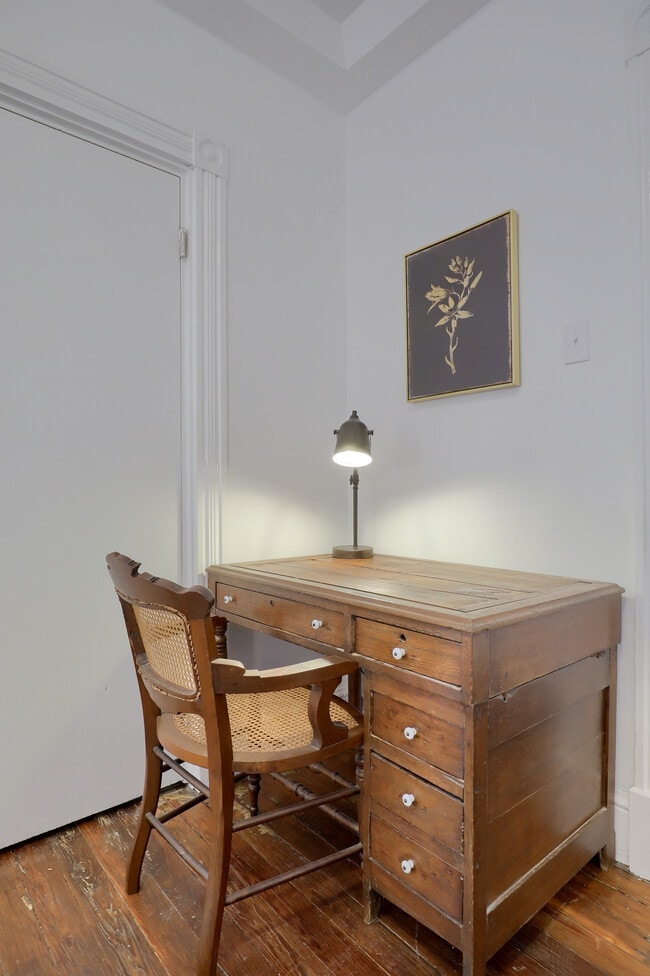 Photo - 22 N Broad St