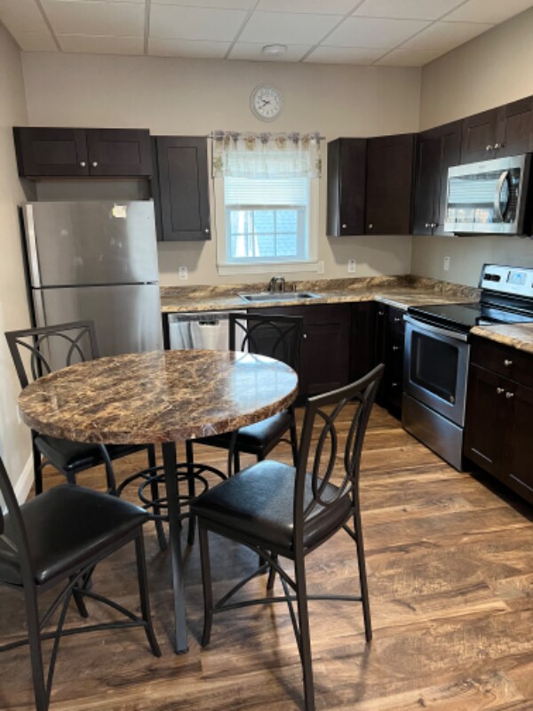 54 Franklin Ave Unit 102