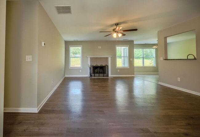 Photo - 77 Gray Field Ct