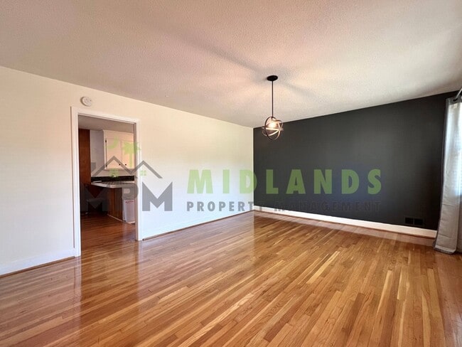 Photo - 3836 Davies Dr