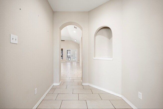 Photo - 2529 Windrose Dr