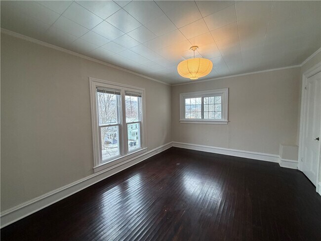 Photo - 166 E 3rd St