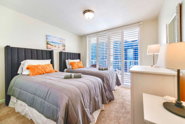 Photo - 1 SE 12th St Unit SI FL16-ID1022178P