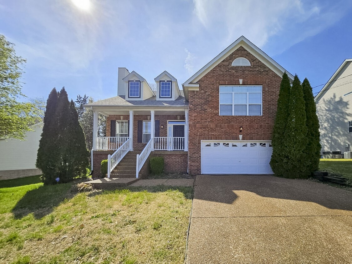 Photo - 176 East Harbor (Hendersonville, TN)