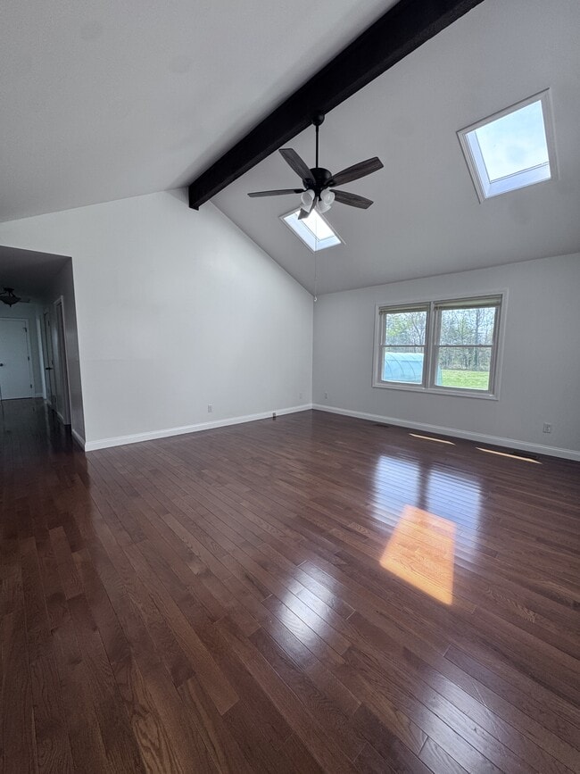 Photo - 49 Kingfisher Ln