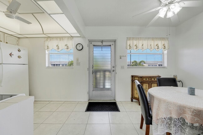 Photo - 2132 NE 1st Way Unit 204