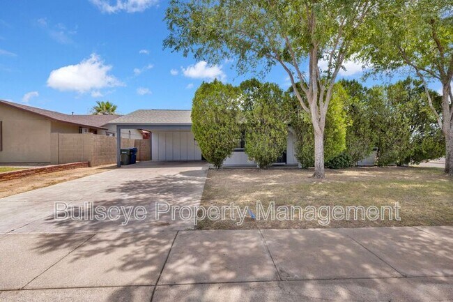 Photo - 13811 N 37th Way