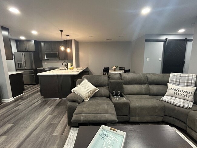 Photo - 220 Jennifer Ct