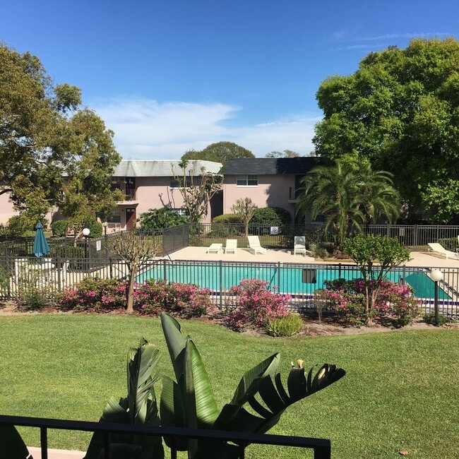 Photo - 2 Bedroom 2 Bathroom Condo in The Villas of Orlando Unit 88