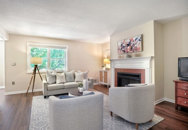 Photo - 3705 Tuckers Ln