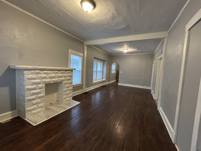 Photo - 2416 Cypress Ave