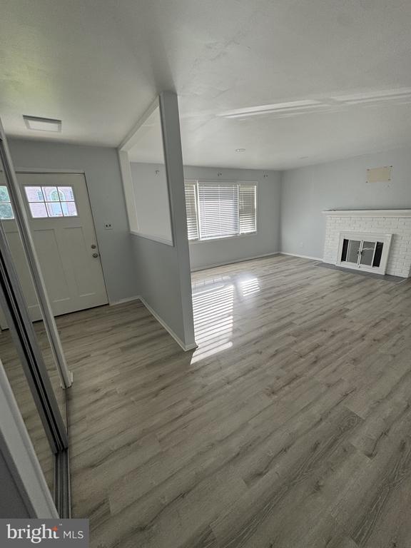 Photo - 7410 Dickenson St