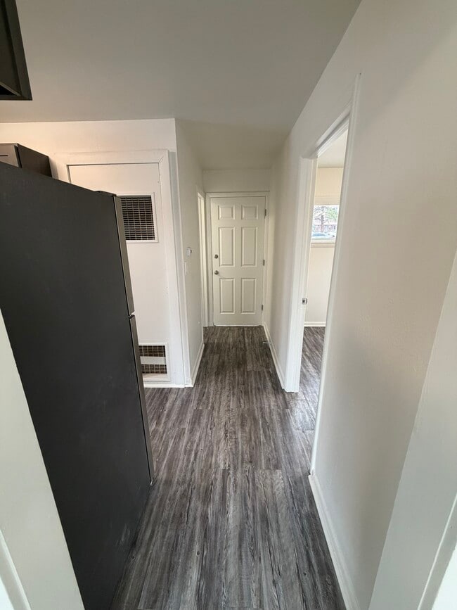 Photo - 114 4th St Unit 114 4th St.