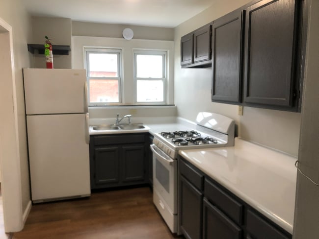 Building Photo - 2017 13th Ave Rental