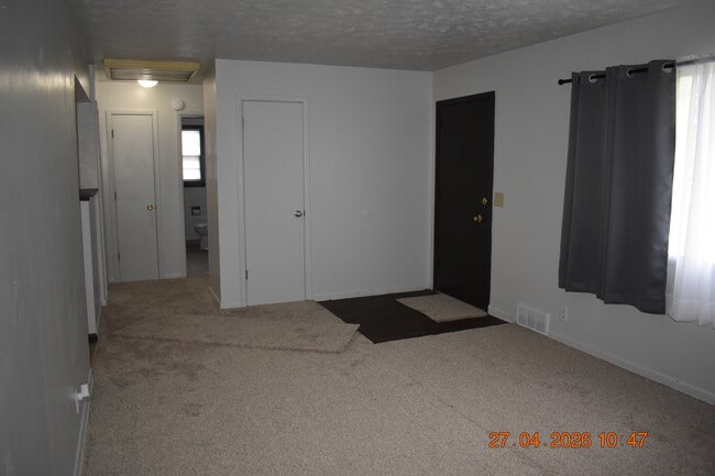 Photo - 4616 Grand Ave