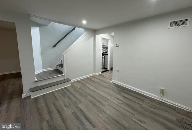 Photo - 2630 McCarey St