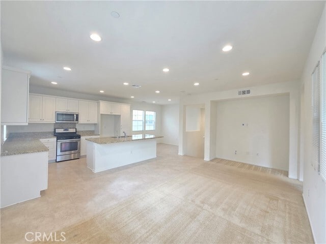 Photo - 879 Iris Way Unit A