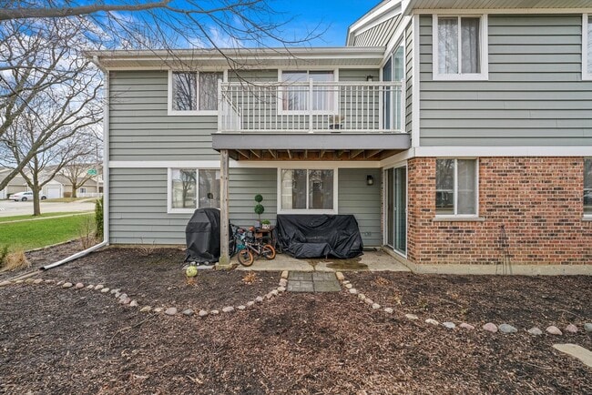 Photo - 608 Hanover Ct Unit Z1