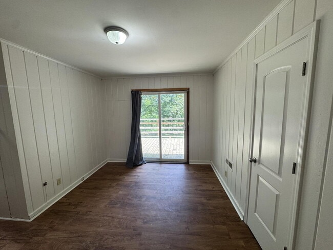 Photo - 3-Bedroom, 1 Bath Home Close to Downtown & MSU