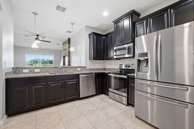 Photo - 10903 Verawood Dr