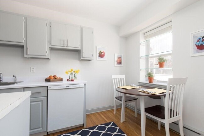 Photo - 395 Broadway Unidad L1B