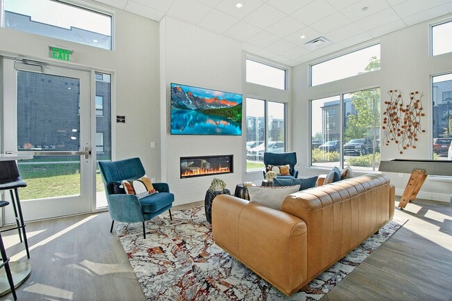 Building Photo - The Phoenix at Troy Crossing Apartments