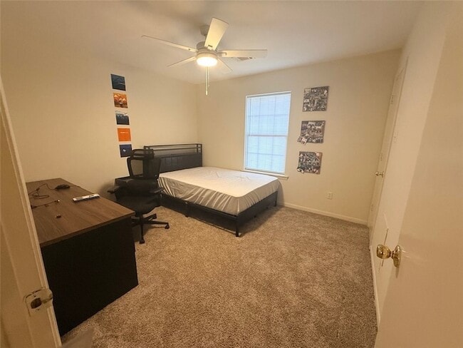 826 Nimitz St
