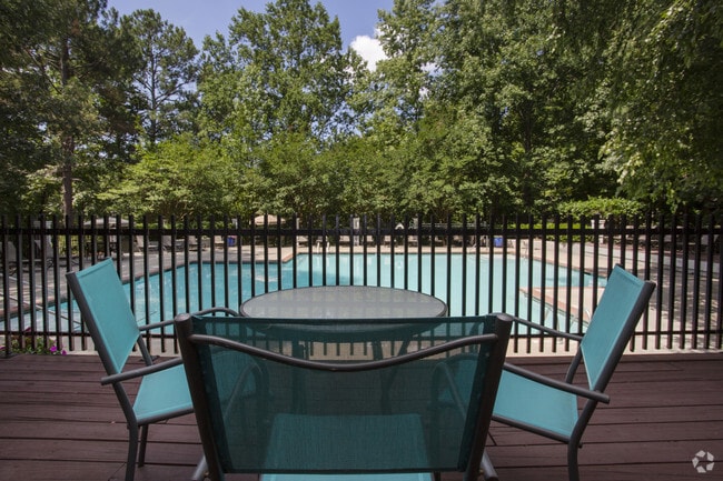 Piscina - Lake Crossing Apartment Homes