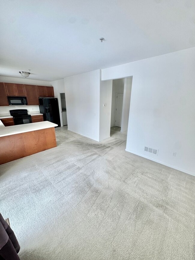 Photo - THREE BEDROOM TOWNHOME- PARKLAND SCHOOLS