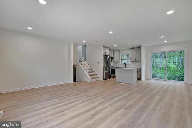 Photo - 6809 Sisalbed Dr