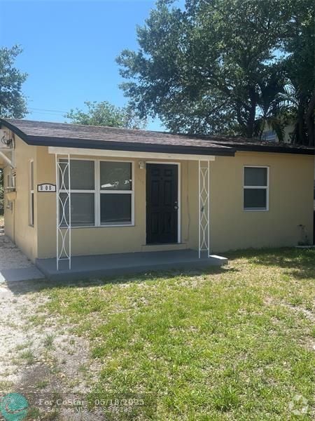 Building Photo - 808 NW 3rd Ave Rental