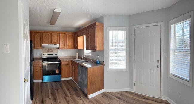 Photo - Neighborhood Home