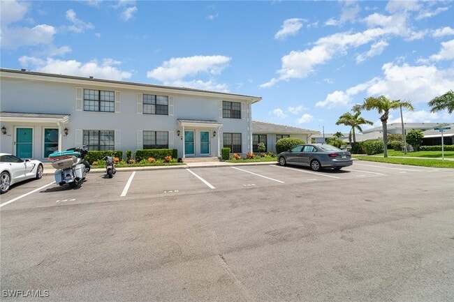 Photo - 146 Clyburn Way W