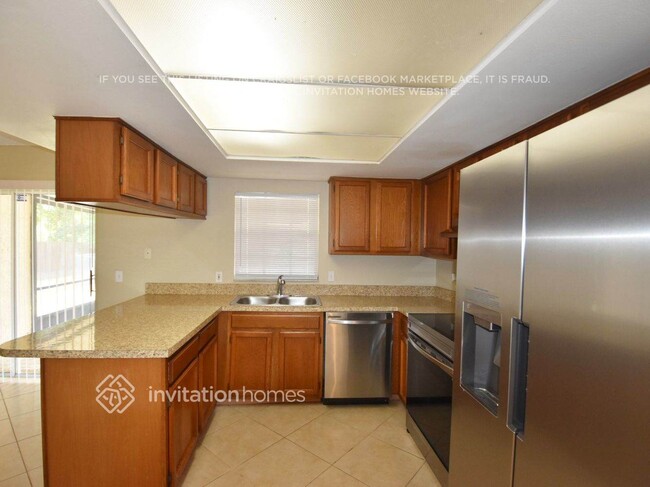 Photo - 2121 Redleaf Dr