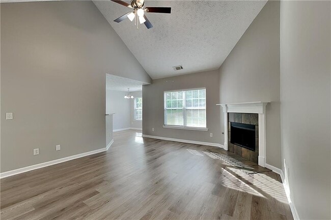 Photo - 6345 Aarons Way