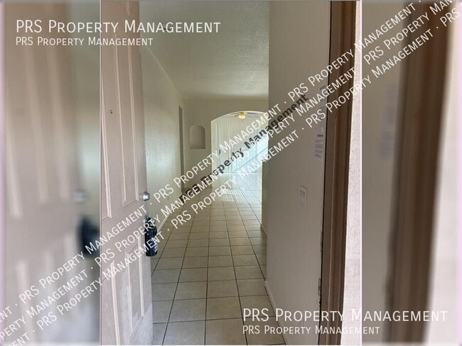 Photo - 46110 W Sheridan Rd