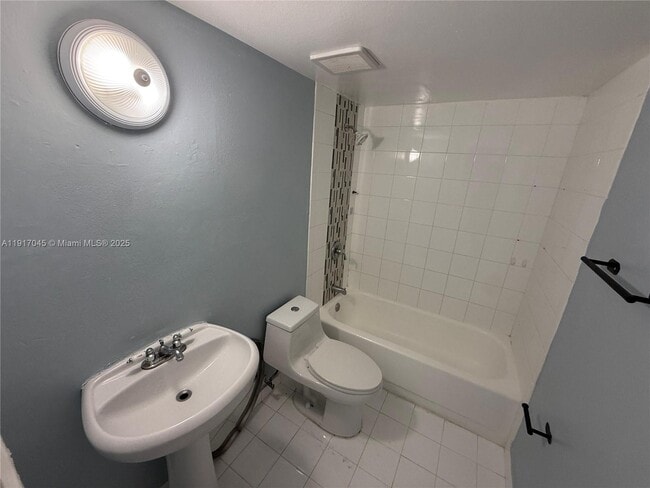 Photo - 19761 SW 114th Ave Unit 236