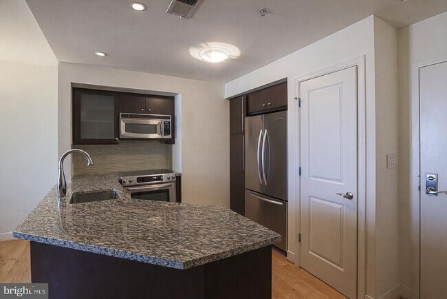 Photo - 675 S President St Unit 2607