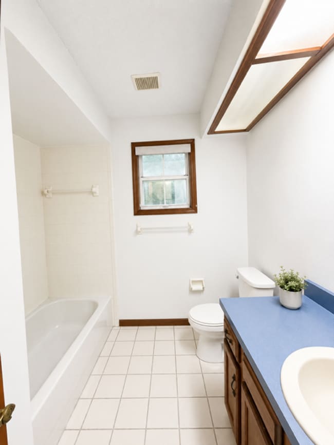 Photo - 1156 Pilgrim Ave