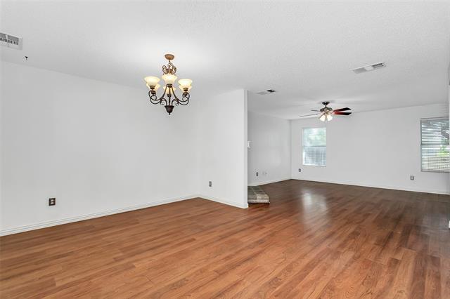 Photo - 5224 Royal Burgess Dr
