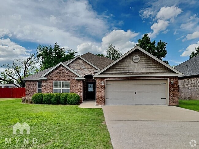 Building Photo - 2907 NE Wild Indigo Way Rental